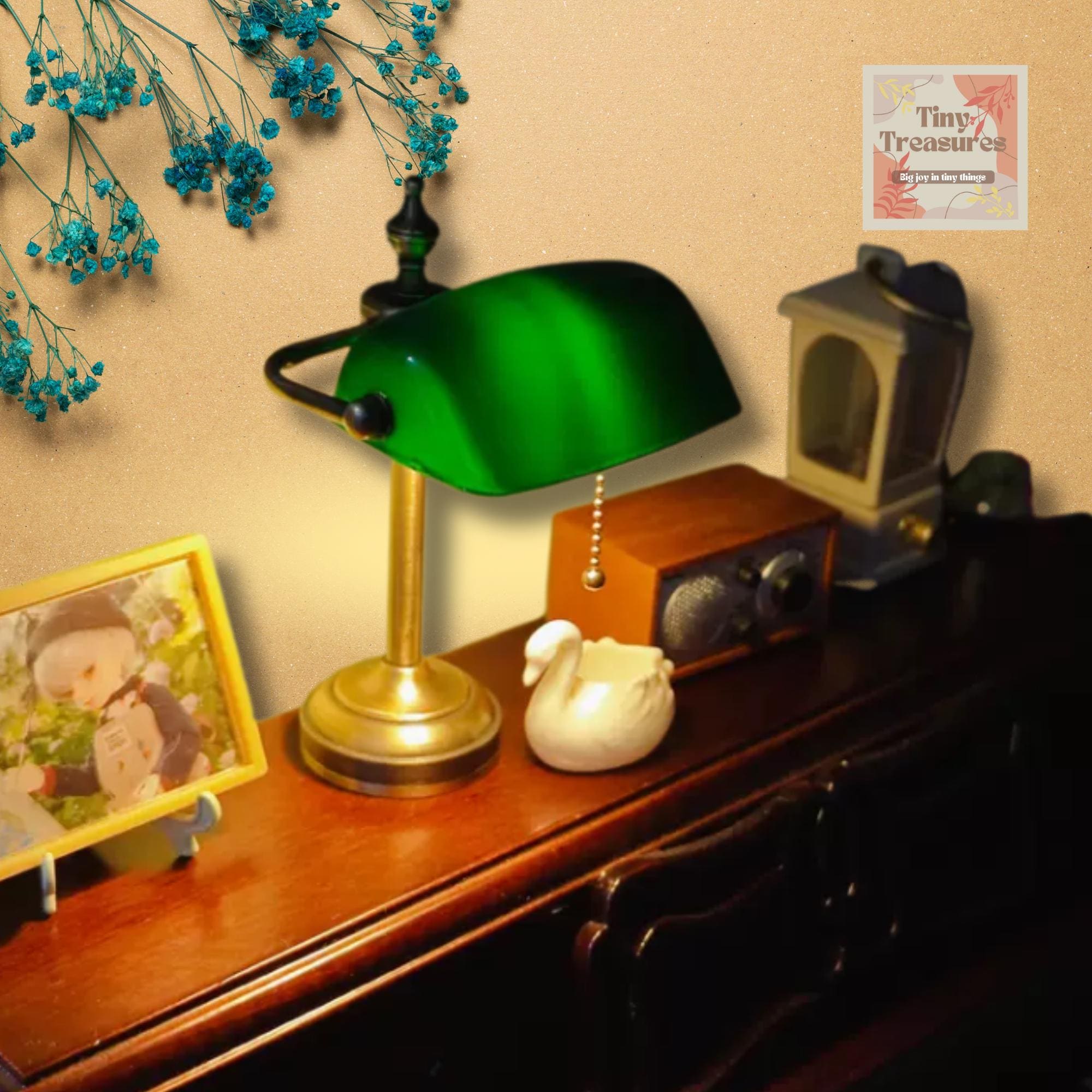 MagiDeal Miniatur-Schreibtischlampe 1:12 – Vintage LED-Licht Für Puppenhaus & Dioramen