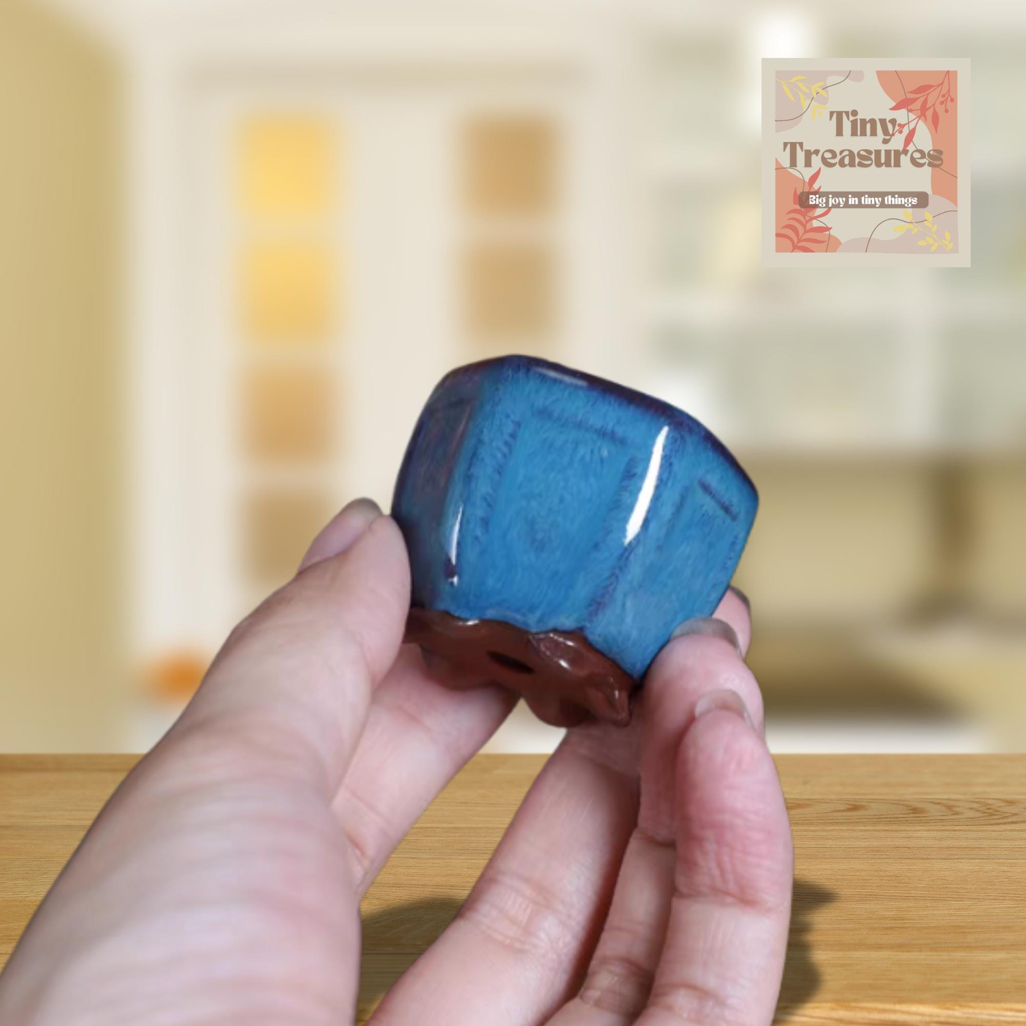 Miniature Yixing Zisha Hexagonal Planter – 1:12 Scale Tiny Pot