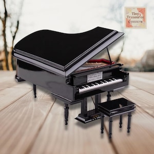 Personalized Miniature Grand Piano Music Box – 1 6 & 1 12 Scale – Custom Song / Engraving – Elegant Gift with Stool (Black Case)