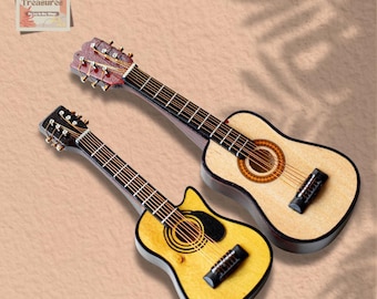 Guitarra en miniatura (estilo 4): instrumento musical para casa de muñecas a escala 1:6 y 1:12, mini guitarra, bajo y ukelele. Pequeño instrumento de madera.