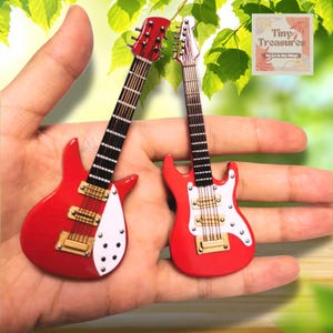 Miniature Guitar –10cm/3.94 inch Style2 -1 6 & 1 12 Scale Dollhouse Musical Instrument, Mini Guitar, Bass , Ukulele –Tiny Wooden Instrument