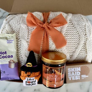 Autumn Hygge Gift Box, Fall Gift Box, Halloween Gift Box, Gift Box For Her, Self Care Box, Cozy Gift Box, Autumn Gift Box, Birthday Gift Box