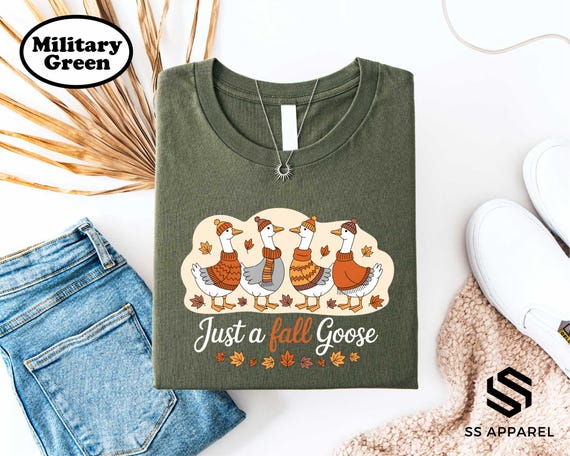 Just A Fall Goose Shirt, Cozy Autumn Tee, Silly Goose Fall Graphic T-Shirt, Fall Vibes Outfits, Pumpkin Season Sweatshirt, Autumn Animal Tee