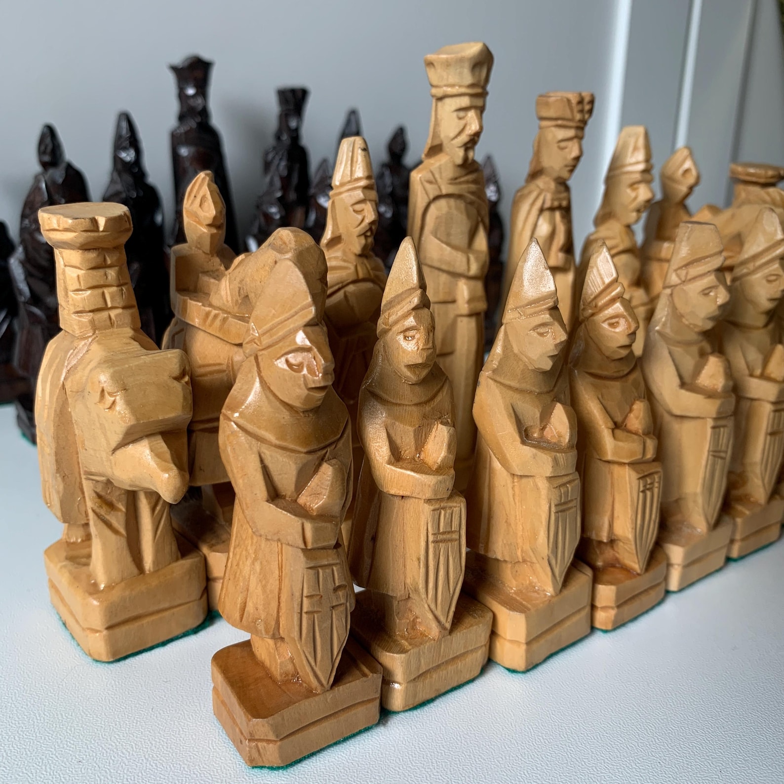 Vintage 1970s Hand Carved Wood Chess Set – 15th Century Florentine ...
