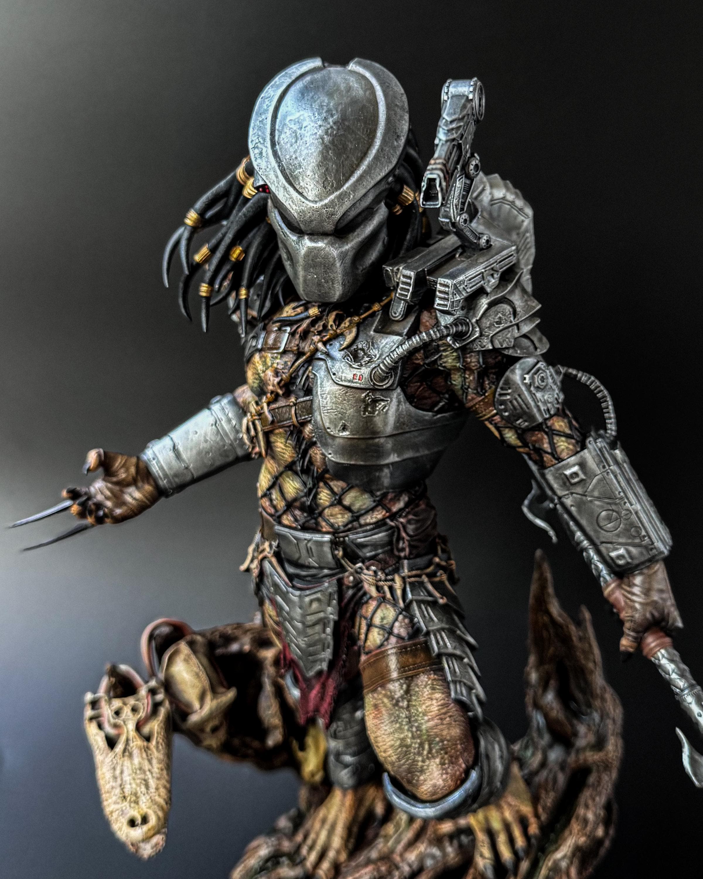 Feral predator figure - Etsy 日本