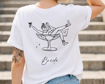 パーソナライズされた独身パーティーシャツ - 花嫁とチーム花嫁のTシャツ、名前や年が入った独身パーティークルーのシャツ