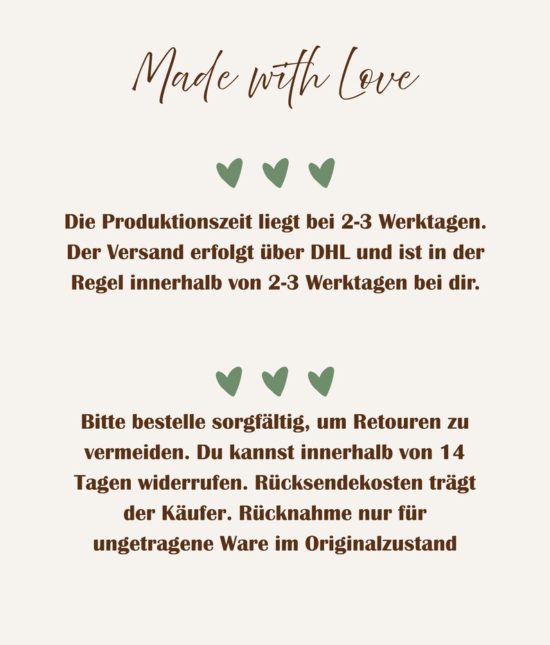 Peut inclure: Une carte cr&egrave;me avec les mots "Made with Love" en &eacute;criture manuscrite. En dessous, du texte en allemand d&eacute;crit les d&eacute;lais de production et d'exp&eacute;dition, ainsi que les politiques de retour. Des ic&ocirc;nes de c&oelig;ur verts sont dispers&eacute;es.