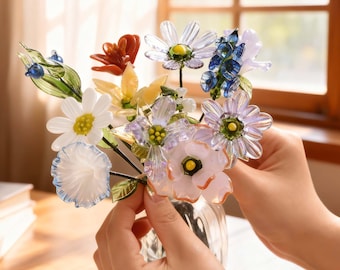 Glass Birth Month Flower Stem – Handmade Forever Bloom, Personalized Family Bouquet, Birthday Gift for Mom, Elegant Home Decor
