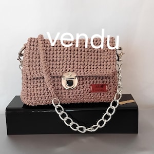 VENDU sac à main fait au crochet, fermoir cartable