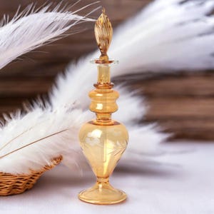 Dekorative Flasche - Braunglas Parfüm Karaffe, nachfüllbares ätherisches Öl & Dufthalter, einzigartige Geschenkidee - Parfümflasche aus mundgeblasenem Glas
