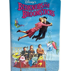 Bedknobs and Broomsticks VHS 1997 - Disney Masterpiece Vintage Classic