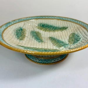 Majolica Banana Leaf Compote Made in England 9 1/2 inch diameter
