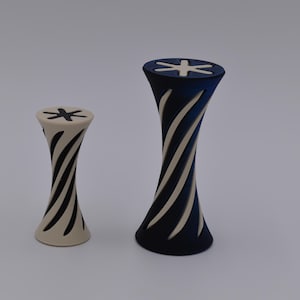 3D Printed Fidget Hourglass Passthrough – Sensory Toy for Anxiety Relief & Focus – Two Sizes