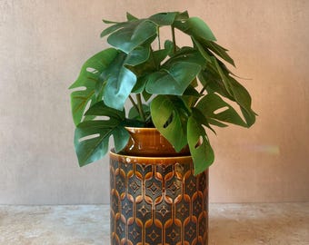 Vintage Hornsea Heirloom plant pot