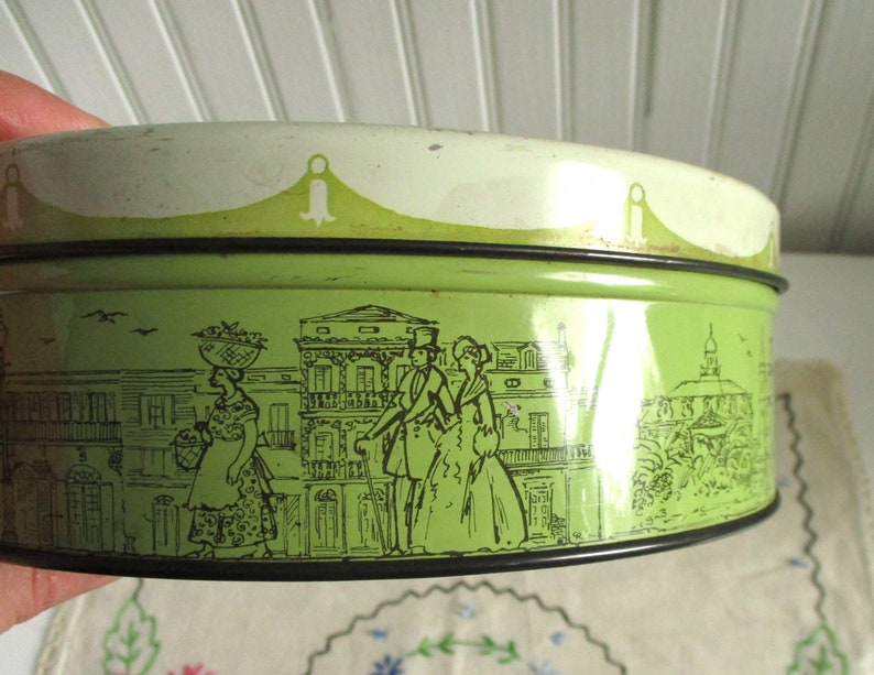 Vintage Tin Brulatour Patio Old New Orleans Round Biscuit Tin Cookie Tin image 3