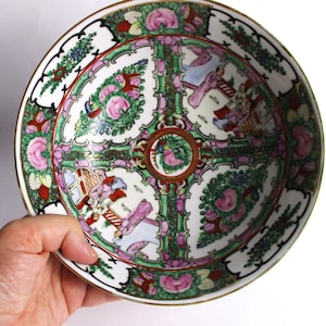 Antique Asian Hand Painted Porcelain Rose Medallion Bowl c1880 - 8&quot; Diameter