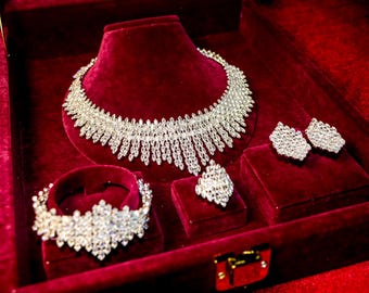 Conjunto de collar y pendientes para boda / Conjunto de joyería nupcial de lujo con cristales Swarovski / Elegante joyería de diamantes de imitación para eventos especiales / Conjunto nupcial