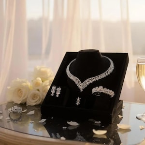 Statement Wedding Necklace & Earrings – Swarovski Bridal Jewelry Set – Elegant Crystal Accessories for Bride – Handmade Wedding Jewelry Gift