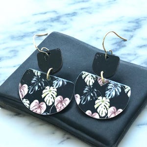 Handgemaakte bloemen acryl drop oorbellen: lente botanische sieraden