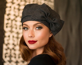 Beret Hat Bow, Grey & Black Chevron Striped Wool Beret, French Beret, Winter Hat, Pin Up Girl Hat, Vintage Look Beret Hat