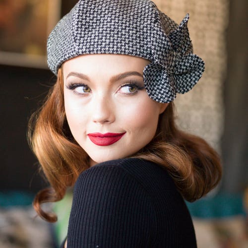 Bonnet béret fleur, béret en laine à chevrons, béret à carreaux, béret en tweed fleur, béret en laine, béret français fleur