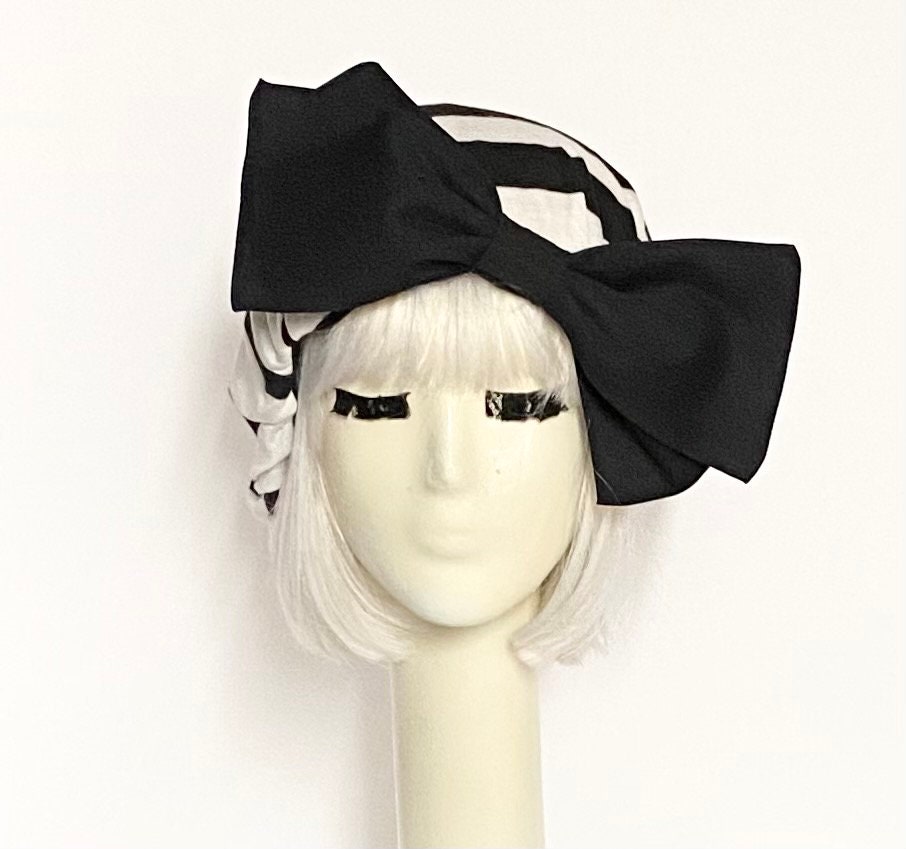 Turban Hat Bow, Borderline Hat, Black & White Striped Knit  display picture 1