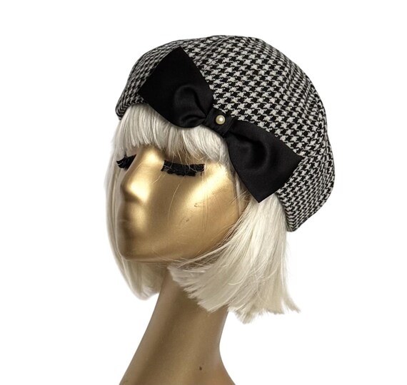Beret Hat Satin Bow, Black & White Houndstooth, Wool Beret  display picture 1