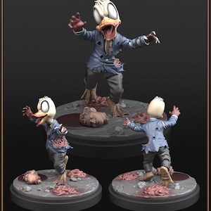 Może przedstawiać: Figurka Zombie Howard the Duck wydrukowana w 3D w niebieskiej kurtce i szarych spodniach, z odsłoniętym ciałem i zmartwionym wyglądem. Figurka jest ustawiona na okrągłej podstawie z krwawą, makabryczną sceną. Widoczny jest napis "ZOMBIE HOWARD THE DUCK".