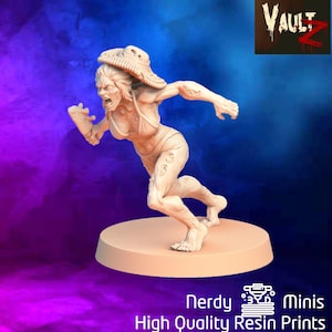 Beach Runner Zombie | DnD Minis | 32mm 40mm | Zombicide | Vaultz