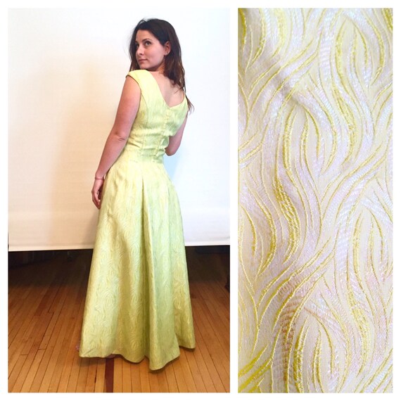 Vintage Lemon Lime Feather Light Matelasse Iridesc