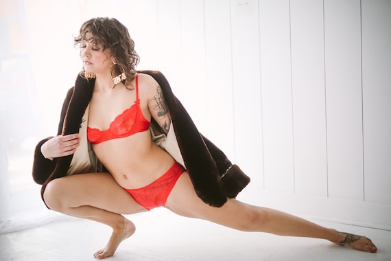 Vintage Red Lace & Silk Valentino Bra // 1980s
