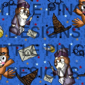 Op de afbeelding: Een naadloos patroon met een blauwe achtergrond met sterren, uilen en tovenaars. De uilen dragen sjaals en brillen. De tovenaars dragen gewaden en hoeden. Het patroon is perfect voor stof, behang of inpakpapier.