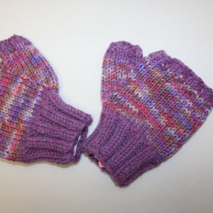 Handmade Hand knitted fingerless gloves in size medium image 3