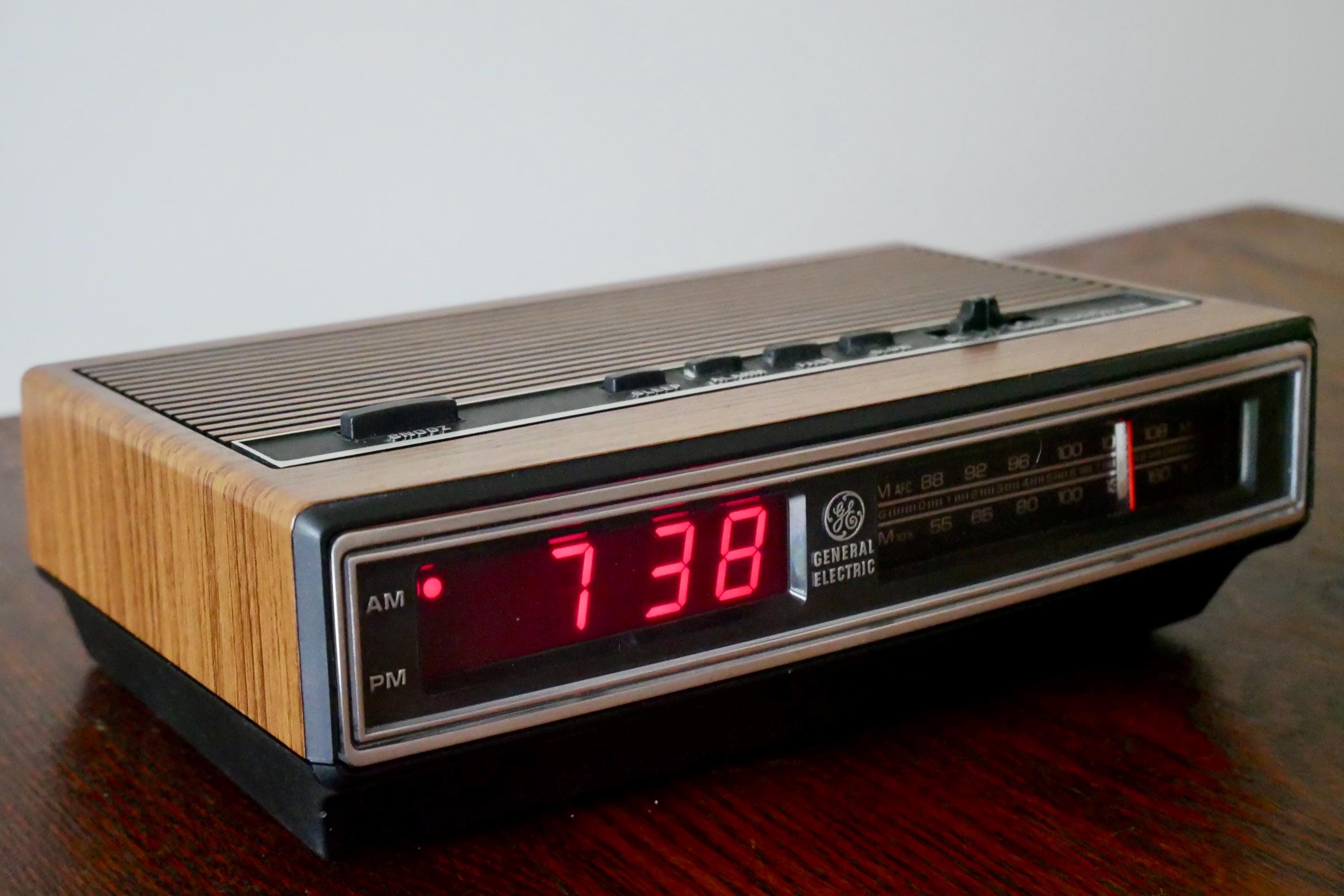 Gé radio alarm clock - Etsy 日本