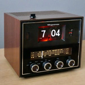 Sputnik Radio - Etsy