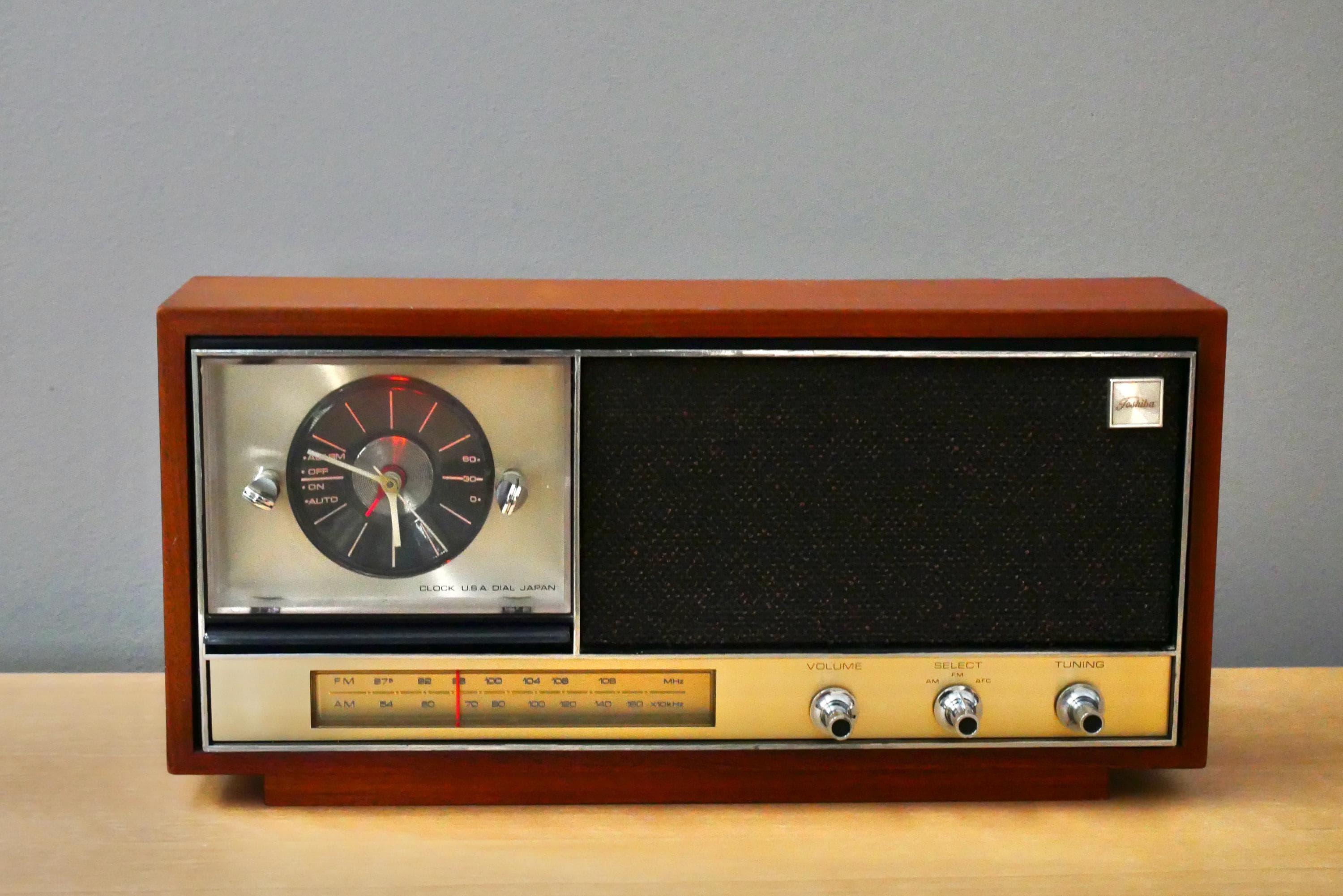 Vintage Japanese Transistor Radios - Etsy