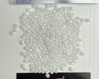 3mm very beautiful luminous White high quality seed beads.