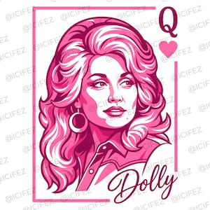 Puede incluir: Una ilustración gráfica de una persona con cabello voluminoso peinado al estilo retro, usando grandes pendientes de aro. El diseño está enmarcado como una carta de juego con la letra Q y un corazón arriba y la palabra Dolly escrita debajo.