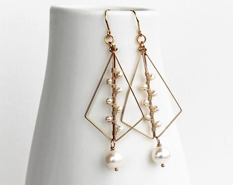 Abstract Pearl Earrings • Pearl Wedding Earrings • Modern Bridal Earrings • Bridesmaid Jewelry