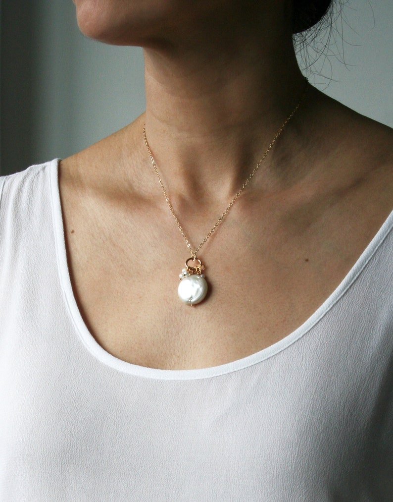 Coin Pearl Necklace, Bridal Necklace, Pearl Jewelry, Bridesmaid Gift image 2