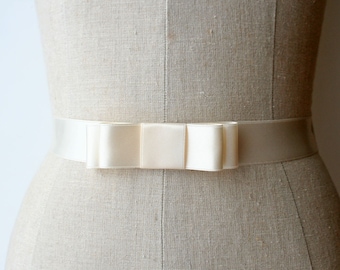 Bridal Bow Sash, Bridesmaid Sash, Wedding Dress Sash, Wedding Belt, Thin Bridal Sash