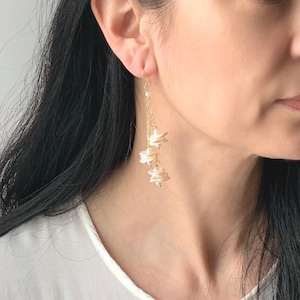 Keshi Pearl Dangle Earrings • White Bridal Earrings • Wedding Dangle Earrings • Pearl Statement Earrings
