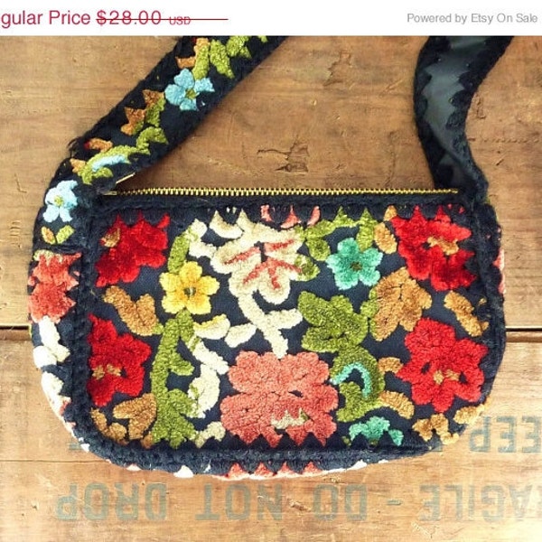 ON SALE vintage tapesty bag / 1960s purse / floral chenille embroidery