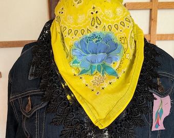 Pañuelo estilo bandana bohemio vintage reciclado, pañuelo shabby chic