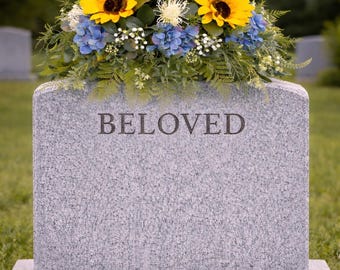 Arreglo floral conmemorativo Girasol Serenidad Azul