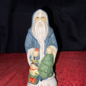 1910 &quot;Yugoslavia&quot; Santa Kris Kringle Porcelain Figure 5 1/4&quot; Tall