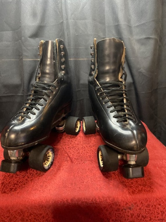 Sure Grip Classic Black Leather Roller Skates Size