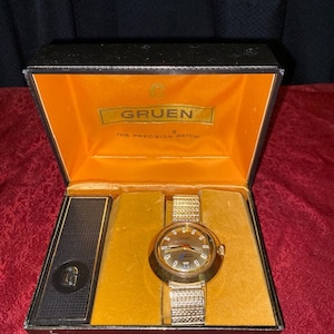 Vintage Gruen Analog Watch With Box (Needs Battery)