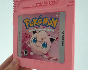 Arte mural con cartucho gigante de Game Boy Jigglypuff: decoración para habitación de gamer con impresión 3D inspirada en Pokémon. Pieza retro hecha a mano.