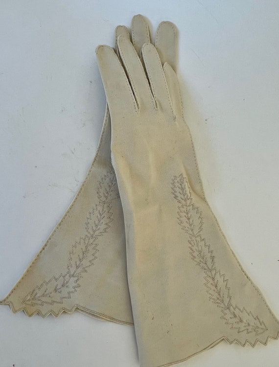 Gloves, Off-White Vintage Gloves, Embellished Glo… - image 1
